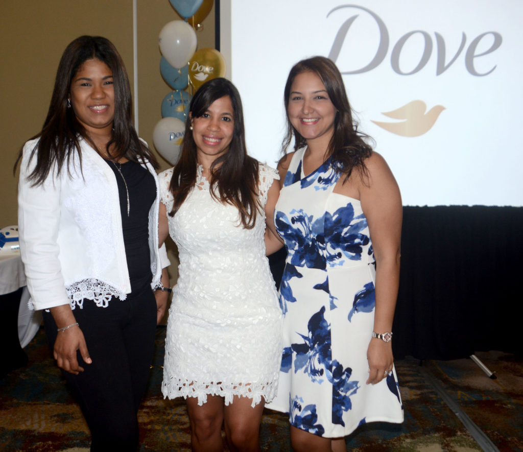 Patricia Cruz, Lauren Heraldo y Katherine González, ejecutivas de Unilever