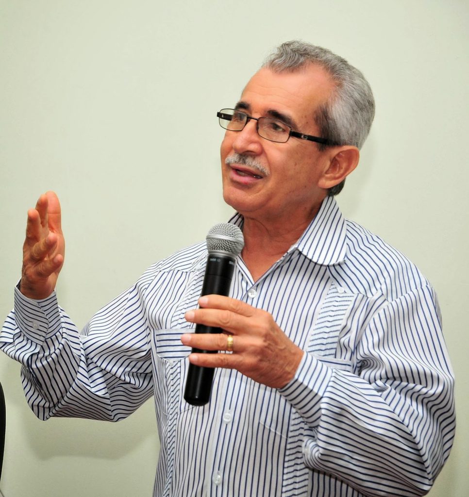 Bolivar Troncoso, académico y experto en turismo ecológico